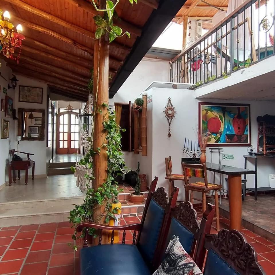 Santander Aleman Hostel Сан-Хіль Екстер'єр фото