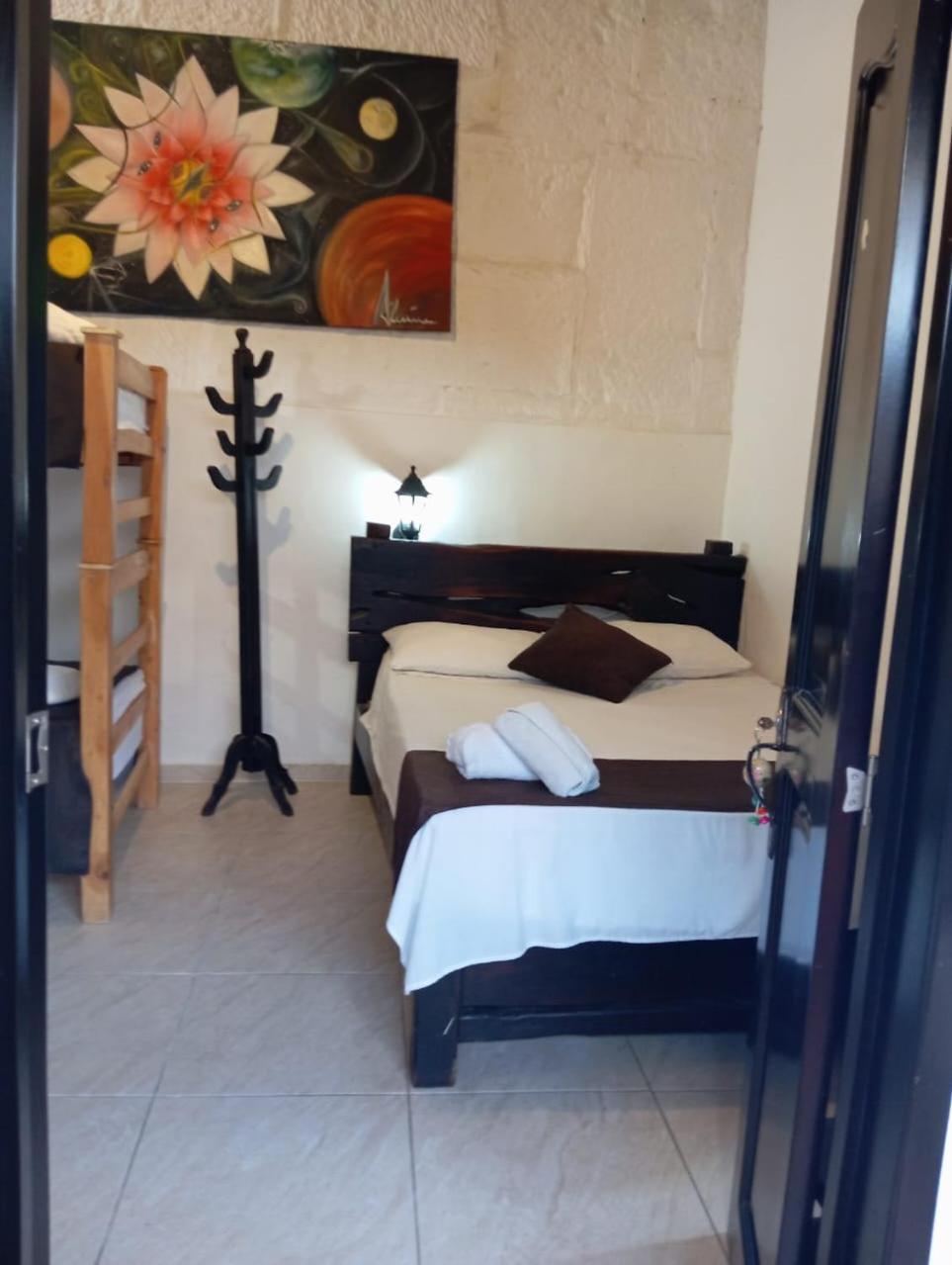 Santander Aleman Hostel Сан-Хіль Екстер'єр фото