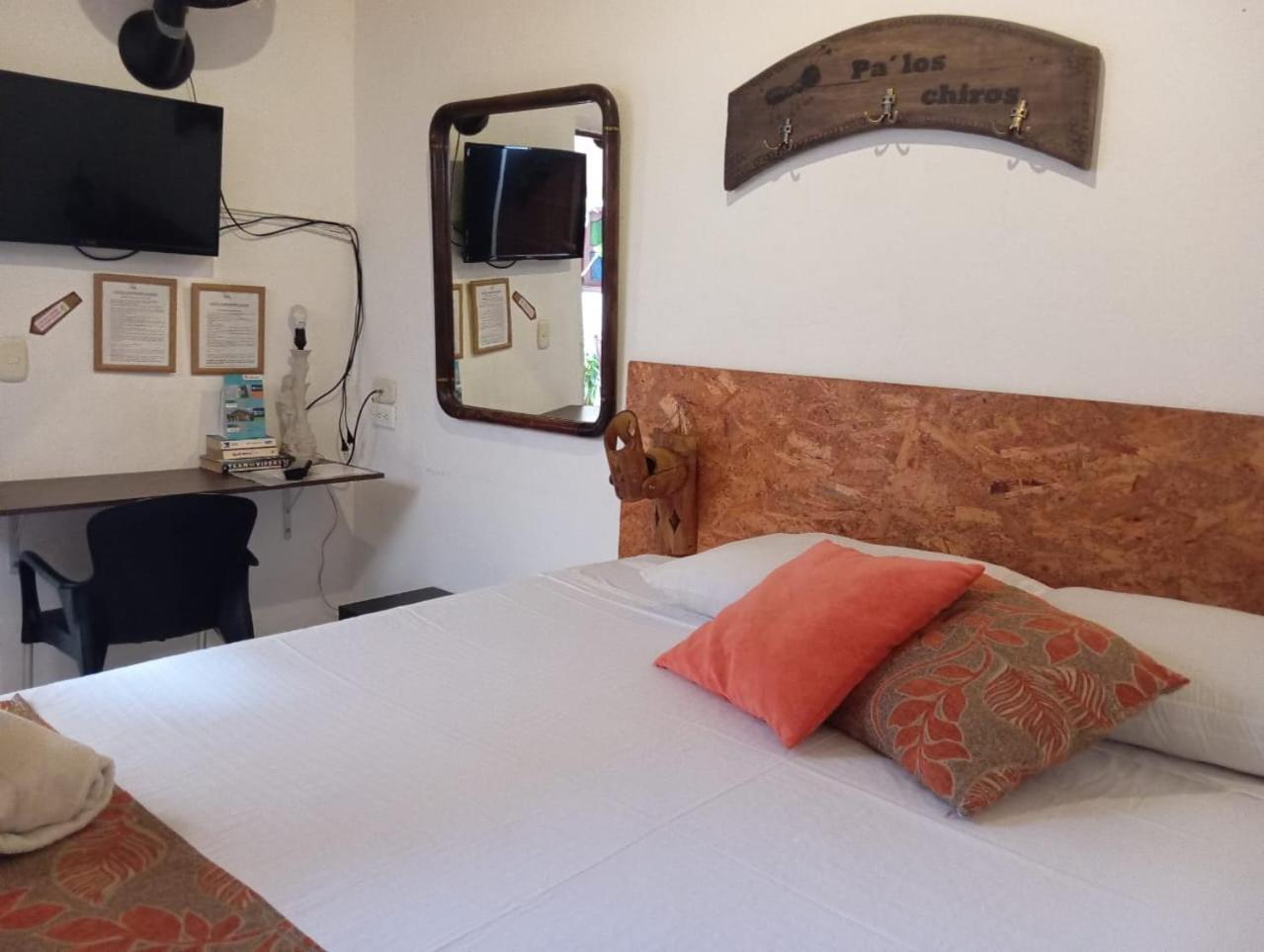 Santander Aleman Hostel Сан-Хіль Екстер'єр фото
