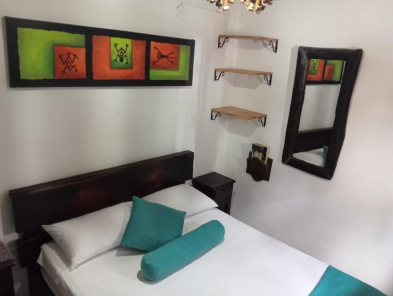 Santander Aleman Hostel Сан-Хіль Екстер'єр фото