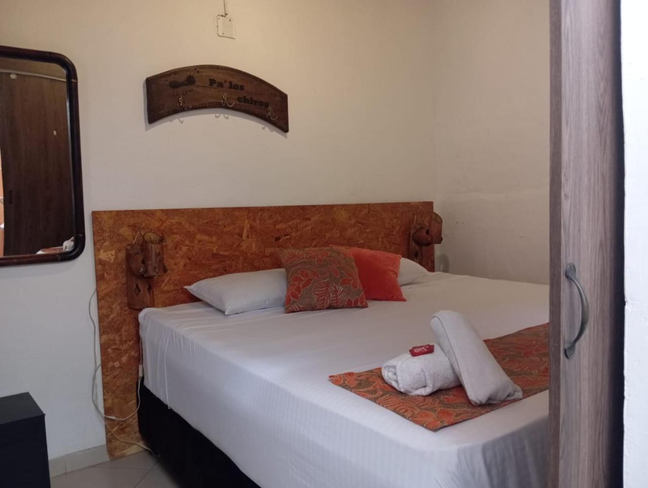 Santander Aleman Hostel Сан-Хіль Екстер'єр фото